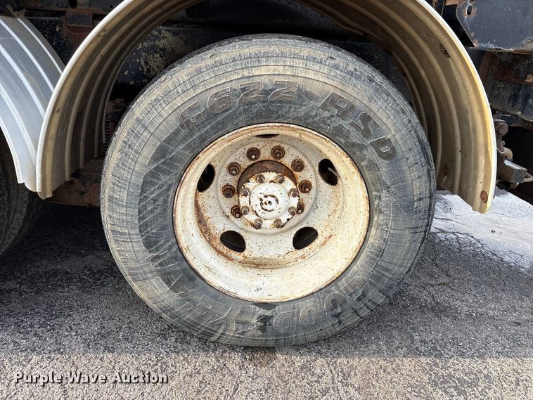 image for item FK1294 2004 Sterling L9500 vacuum truck