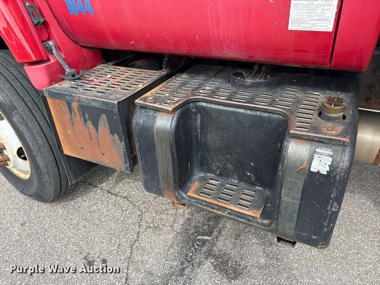 image for item FK1320 2000 GMC C8500 crane truck