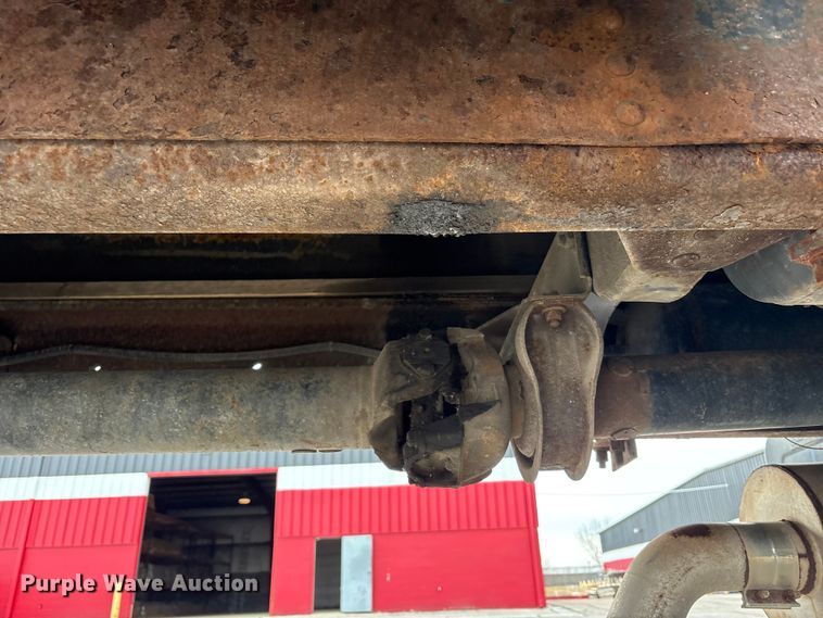 image for item FK1320 2000 GMC C8500 crane truck