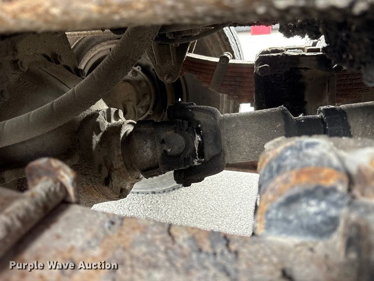 image for item FK1320 2000 GMC C8500 crane truck