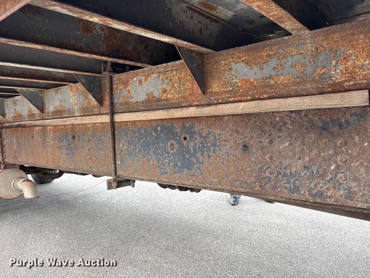 image for item FK1320 2000 GMC C8500 crane truck