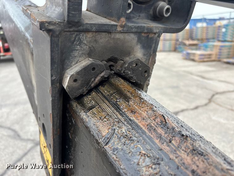 image for item FK1320 2000 GMC C8500 crane truck