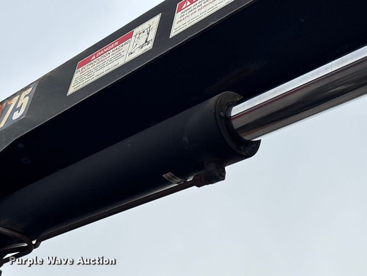 image for item FK1320 2000 GMC C8500 crane truck