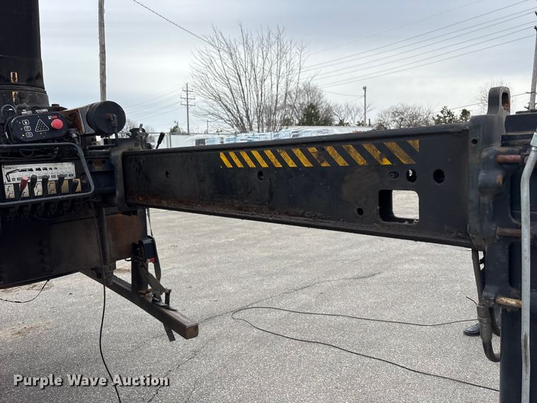 image for item FK1320 2000 GMC C8500 crane truck