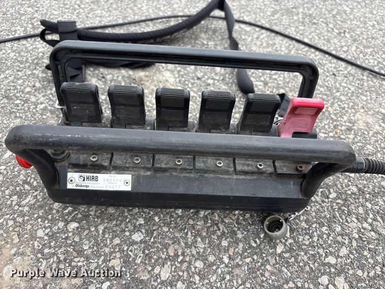 image for item FK1320 2000 GMC C8500 crane truck