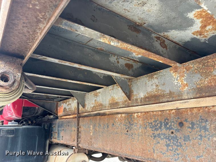 image for item FK1320 2000 GMC C8500 crane truck