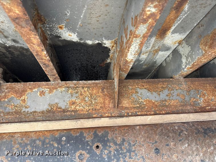 image for item FK1320 2000 GMC C8500 crane truck