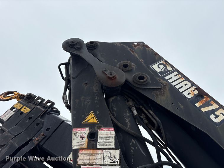 image for item FK1320 2000 GMC C8500 crane truck