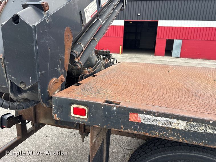 image for item FK1320 2000 GMC C8500 crane truck