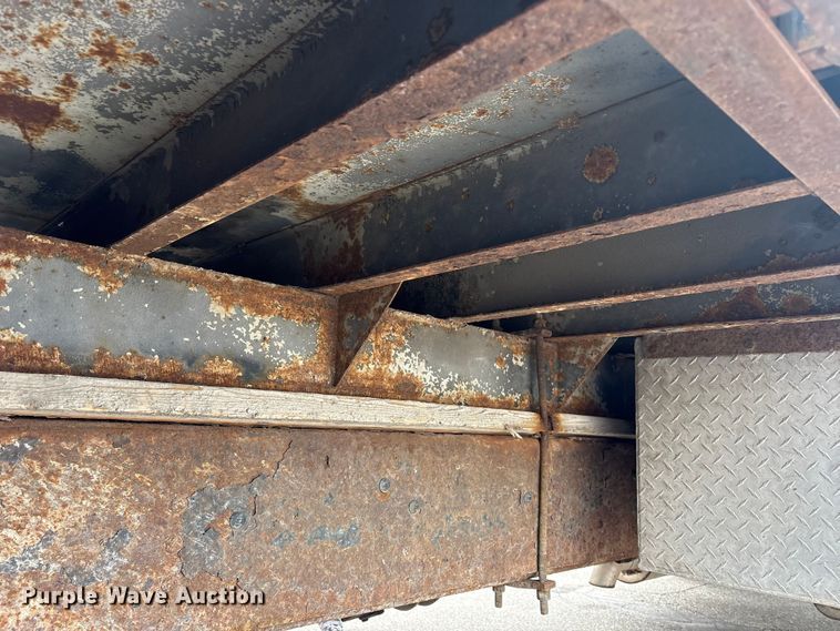 image for item FK1320 2000 GMC C8500 crane truck