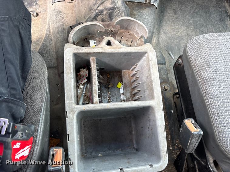 image for item FK1320 2000 GMC C8500 crane truck