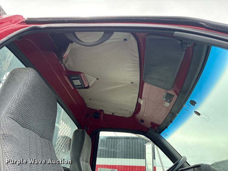 image for item FK1320 2000 GMC C8500 crane truck