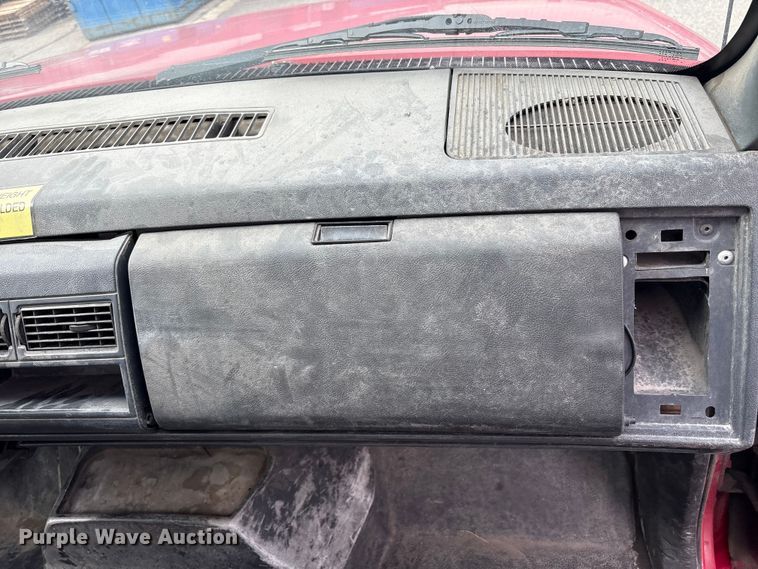 image for item FK1320 2000 GMC C8500 crane truck