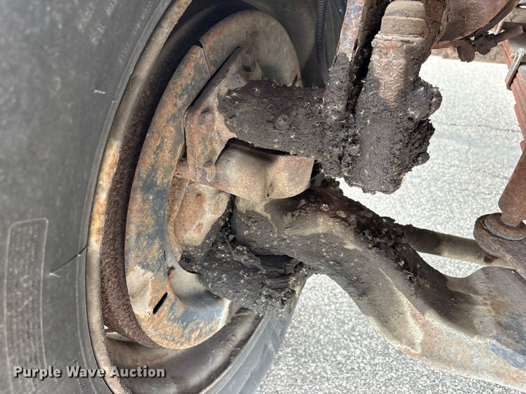 image for item FK1320 2000 GMC C8500 crane truck