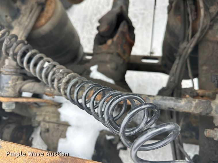 image for item FK1559 2015 Mack CXU613 semi truck