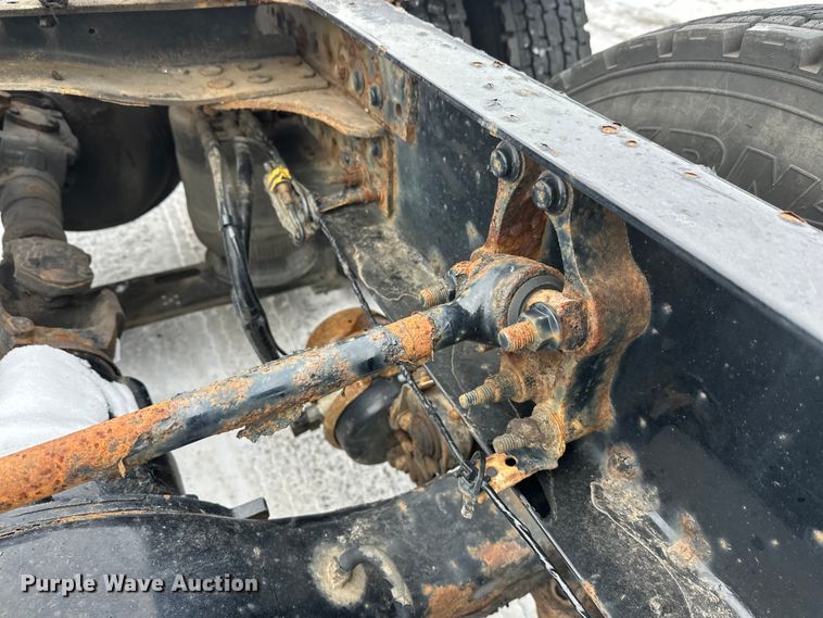 image for item FK1559 2015 Mack CXU613 semi truck