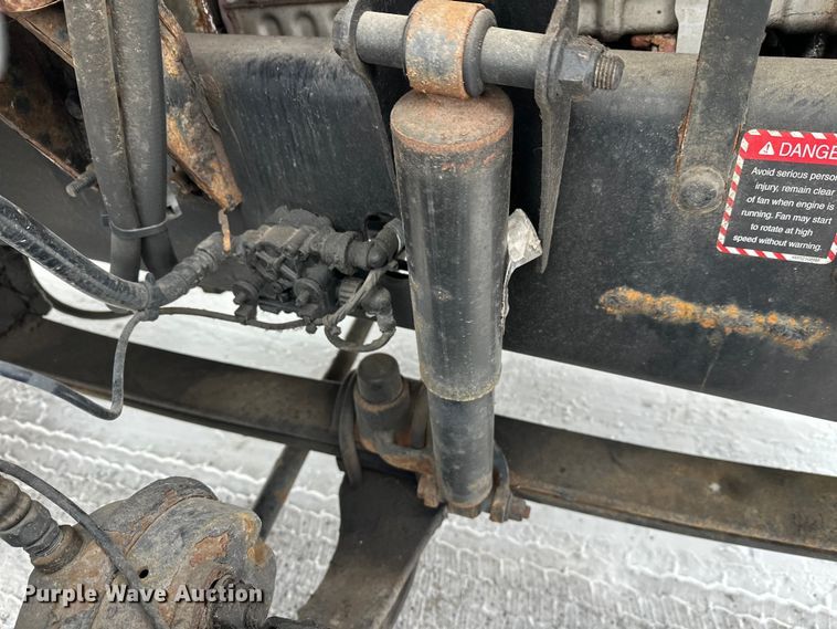 image for item FK1559 2015 Mack CXU613 semi truck