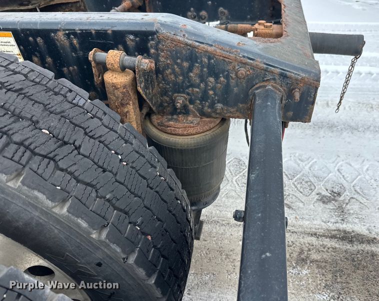 image for item FK1561 2015 Mack CXU613 semi truck