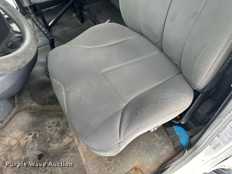 image for item FK1561 2015 Mack CXU613 semi truck