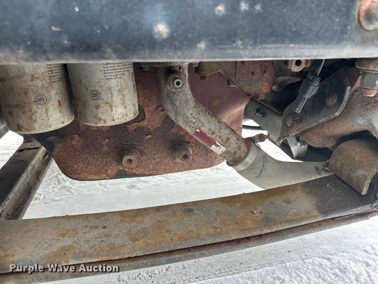 image for item FK1561 2015 Mack CXU613 semi truck