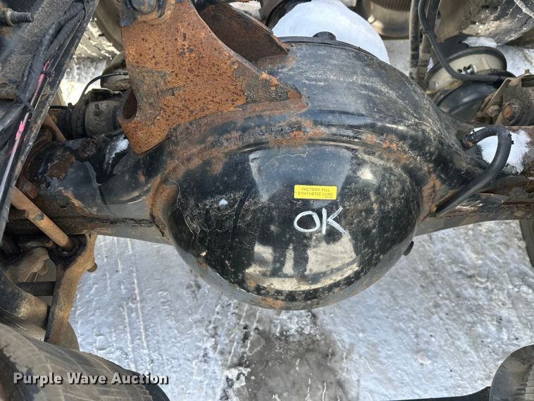 image for item FK1564 2015 Mack CXU613 semi truck