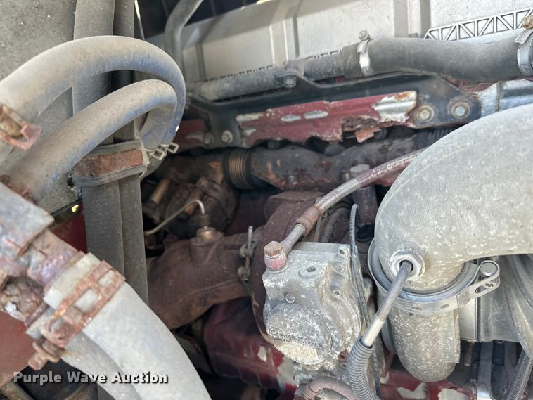 image for item FK1564 2015 Mack CXU613 semi truck