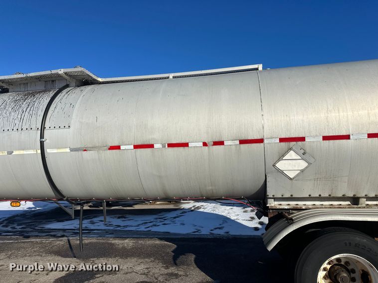 image for item FK1568 1995 Polar asphalt trailer