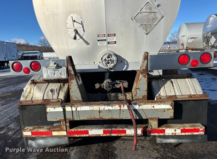 image for item FK1568 1995 Polar asphalt trailer