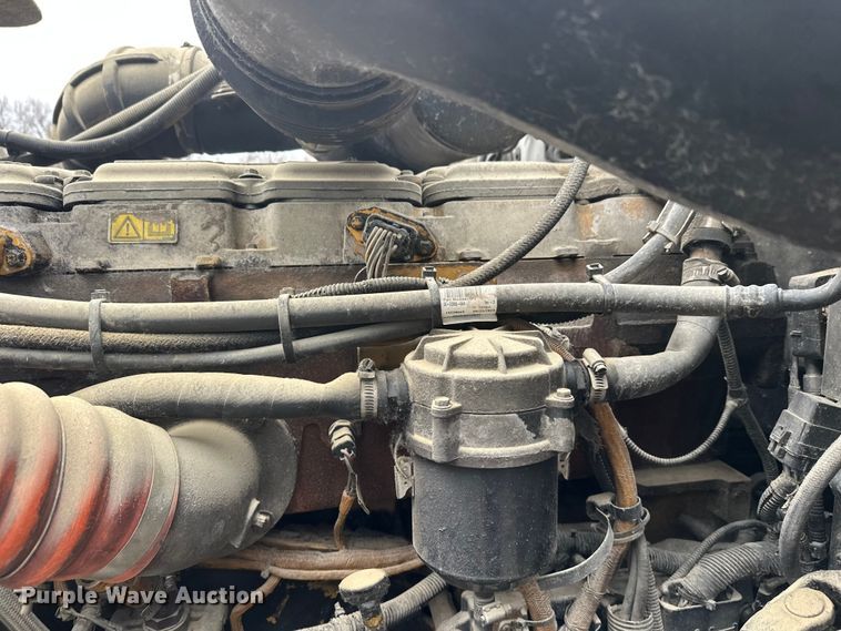 image for item FK1769 2006 Peterbilt 379 semi truck