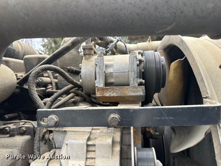 image for item FK1769 2006 Peterbilt 379 semi truck