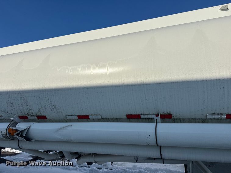 image for item FK1816 1994 Polar tank trailer