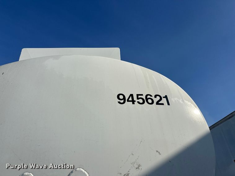 image for item FK1816 1994 Polar tank trailer