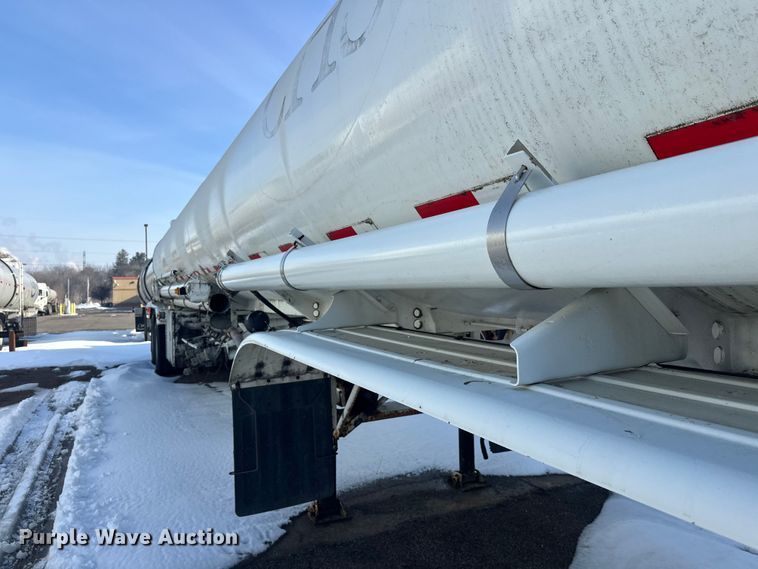 image for item FK1816 1994 Polar tank trailer