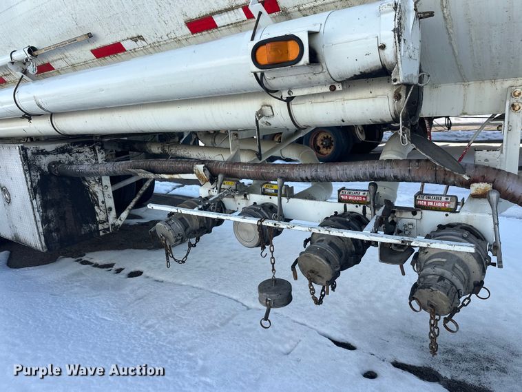 image for item FK1816 1994 Polar tank trailer