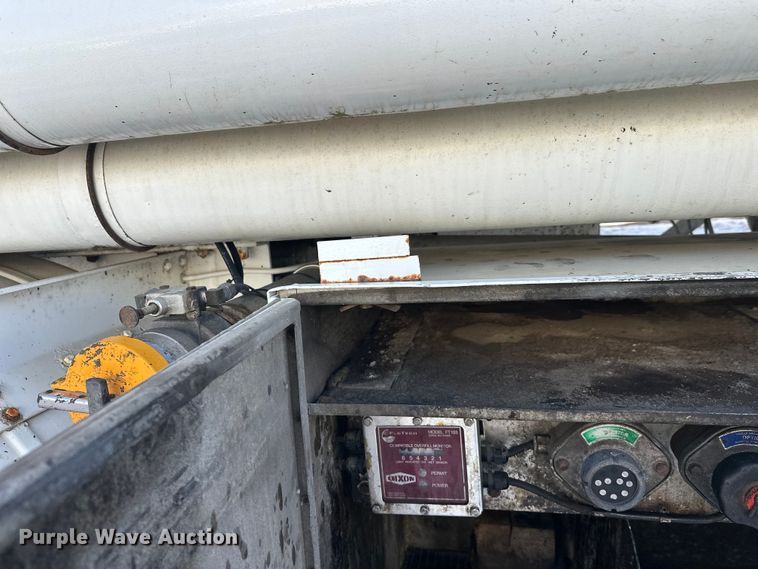 image for item FK1816 1994 Polar tank trailer