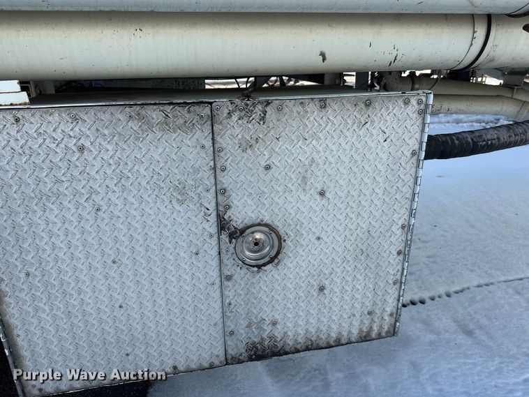 image for item FK1816 1994 Polar tank trailer