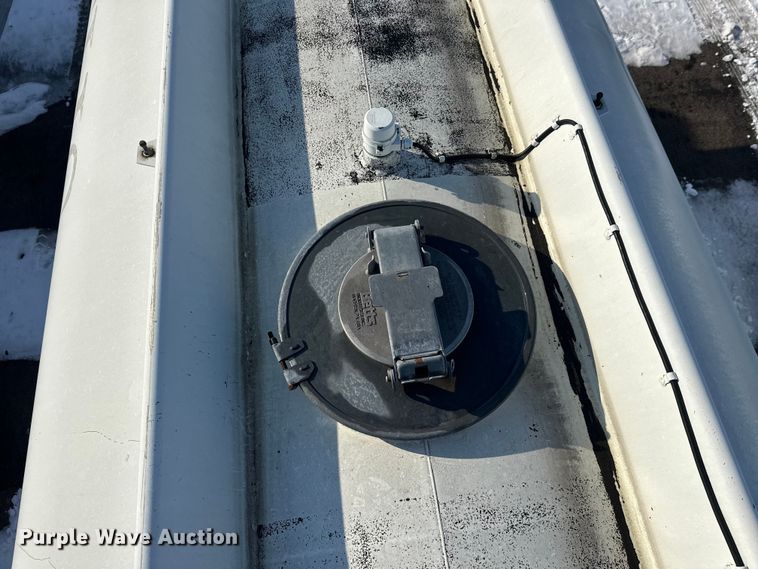 image for item FK1816 1994 Polar tank trailer