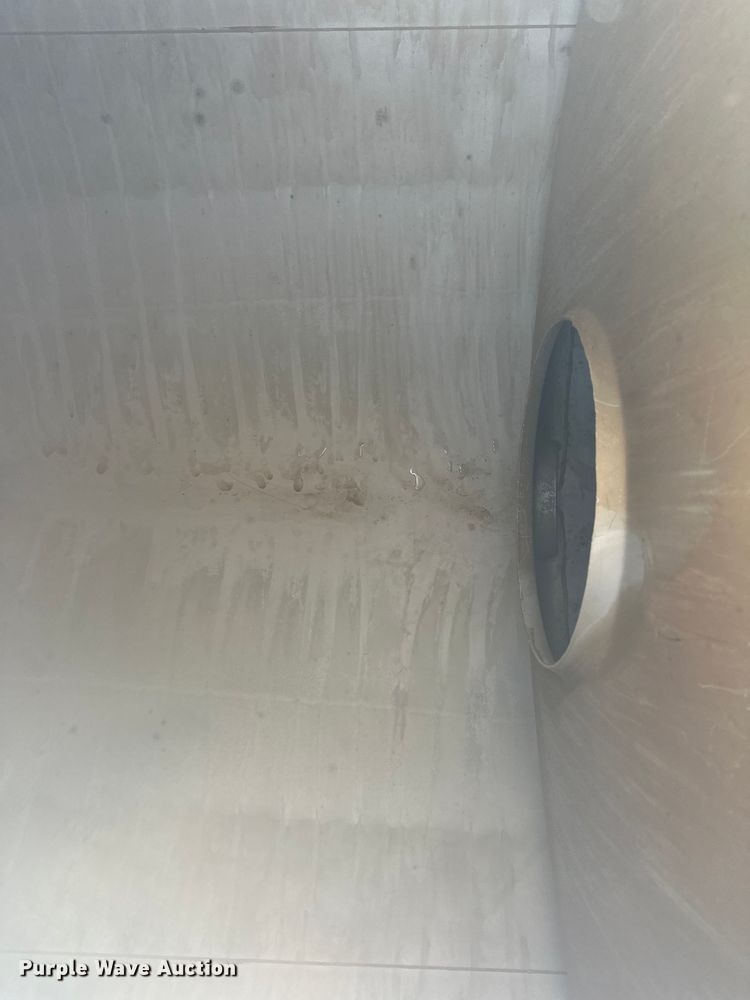 image for item FK1816 1994 Polar tank trailer