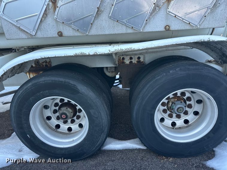 image for item FK1816 1994 Polar tank trailer