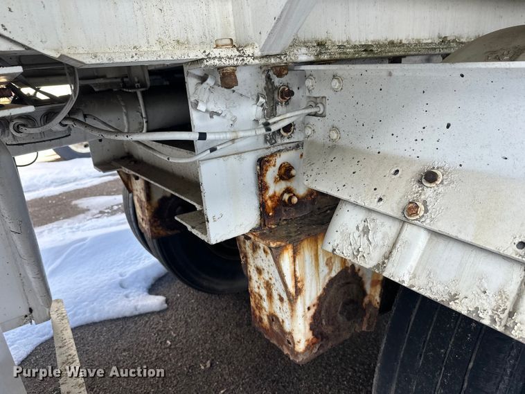 image for item FK1816 1994 Polar tank trailer