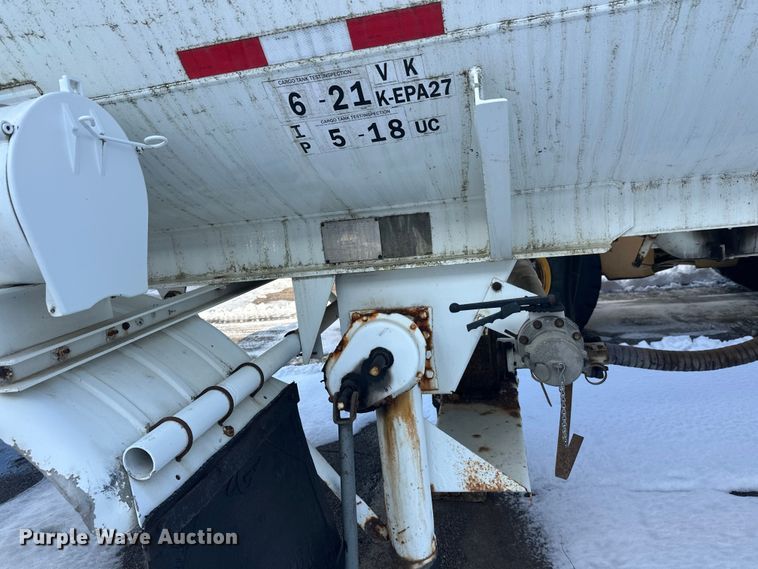 image for item FK1816 1994 Polar tank trailer