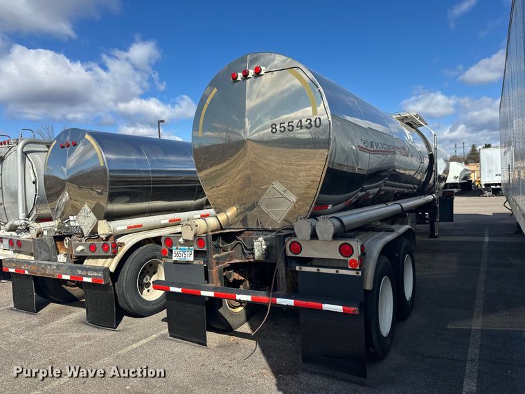 image for item FK1819 1985 Stainless Tank Trailers tank trailer