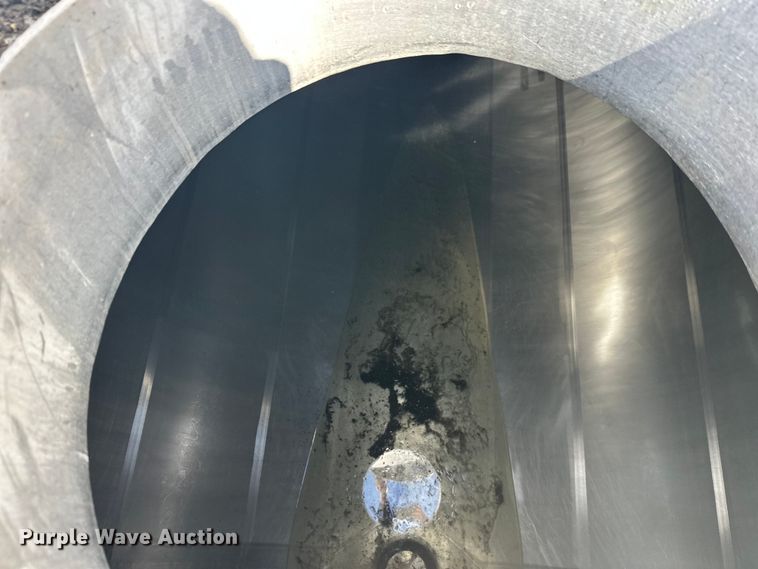 image for item FK1819 1985 Stainless Tank Trailers tank trailer