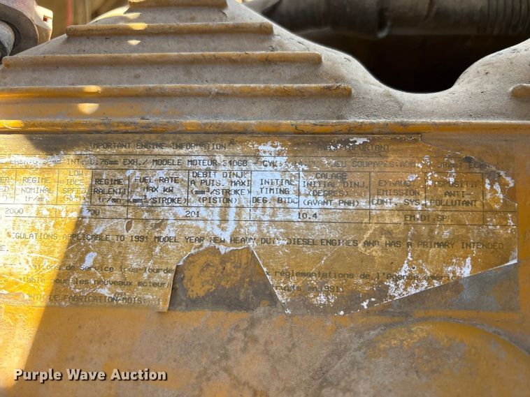 image for item FK2600 1992 Ford LTLA9000 semi truck