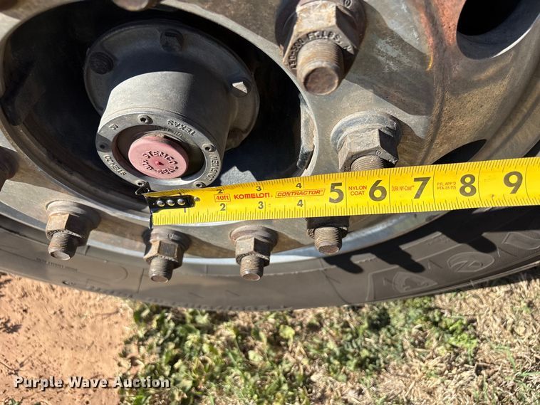 image for item FK2603 2007 Mack CHN semi truck