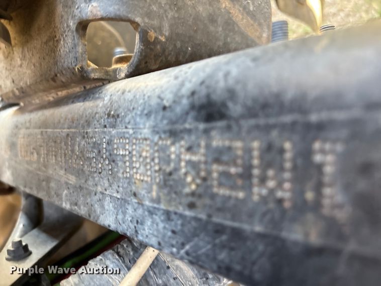 image for item FK2603 2007 Mack CHN semi truck