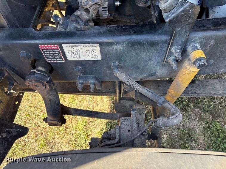 image for item FK2603 2007 Mack CHN semi truck