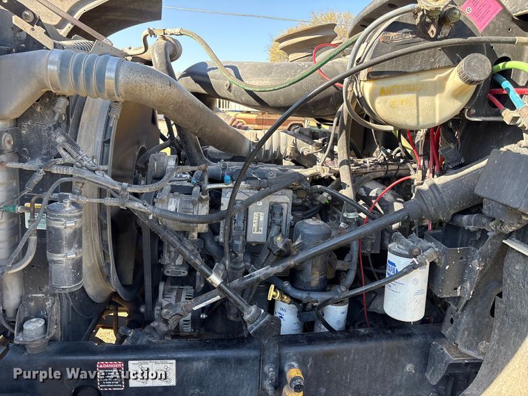 image for item FK2603 2007 Mack CHN semi truck