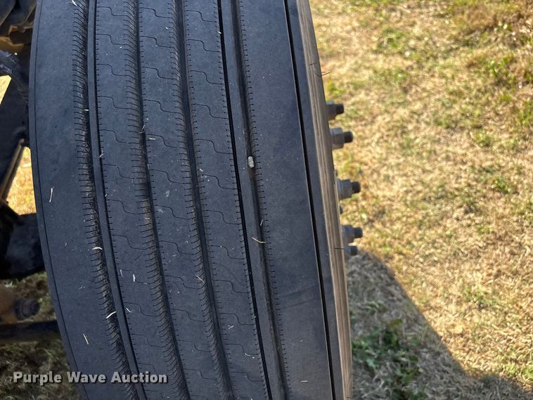 image for item FK2603 2007 Mack CHN semi truck