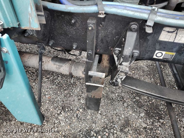 image for item IH9463 2000 Peterbilt 379 semi truck